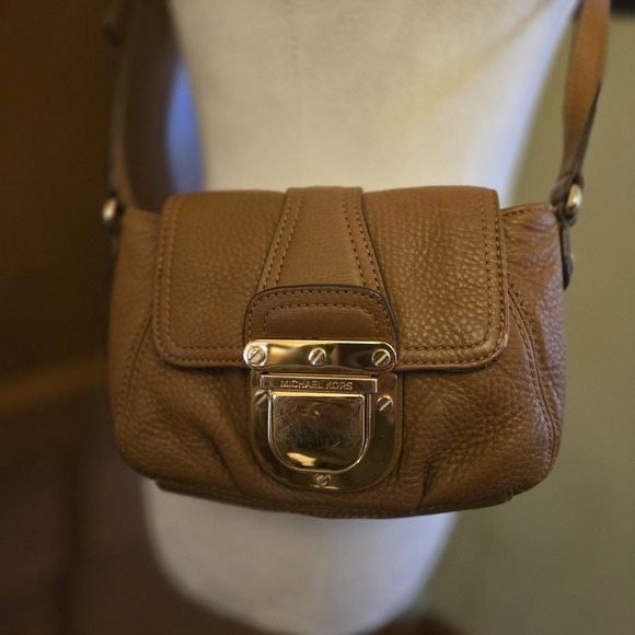 Michael Kors Handbags - Michael Kors Tan Brown Leather Flap Buckle Crossbody Shoulder Bag Purse Boho